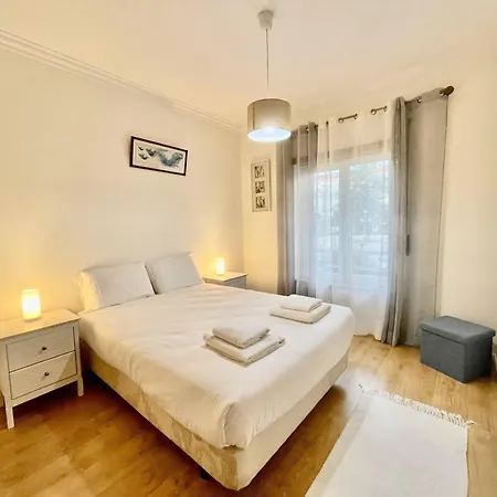Cozy In The Southbank Of Lisbon, Feijo Apartment Carapinha
